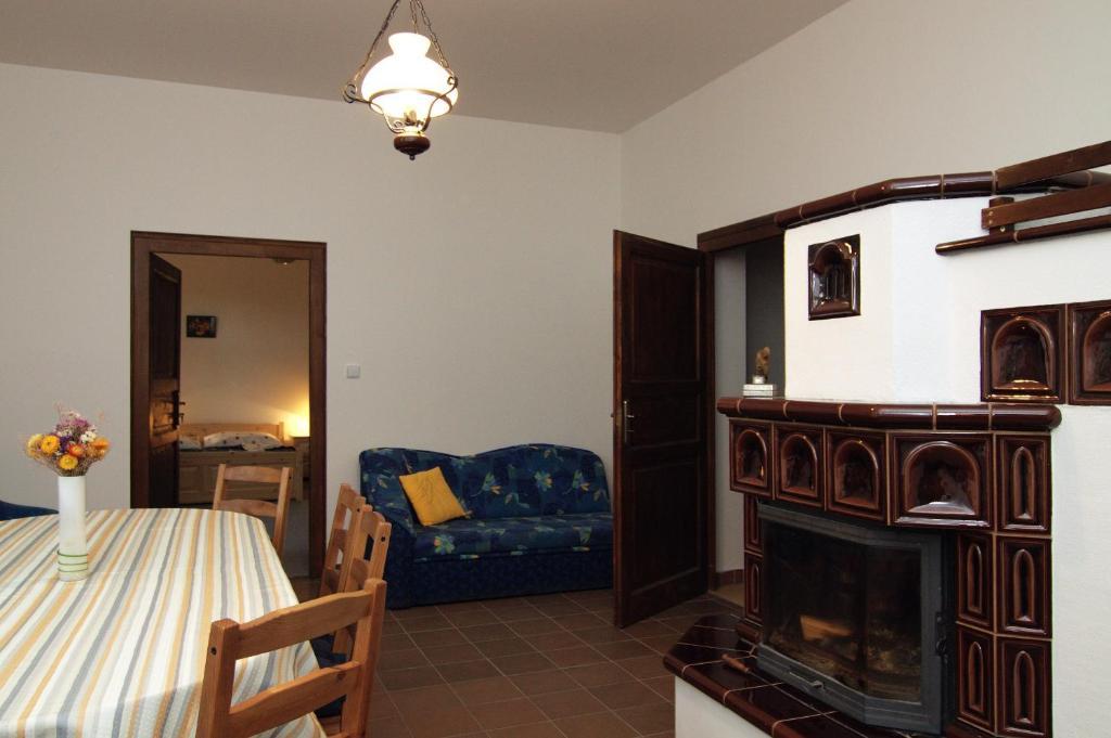 Hotel Pod Sluncem Třebíz Rom bilde
